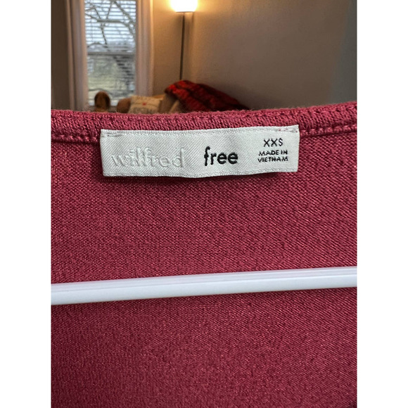 Aritzia Wilfred Free Long Sleeve Crop Top - Picture 3 of 3